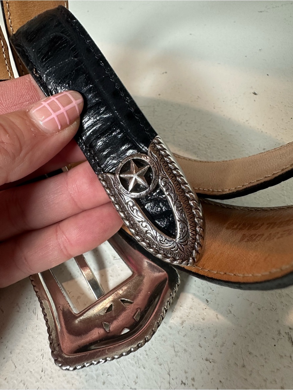 Tony Lama Belt Size 36 Black Leather Embossed Western Belt Silver Star Buckle - Picture 4 of 5
